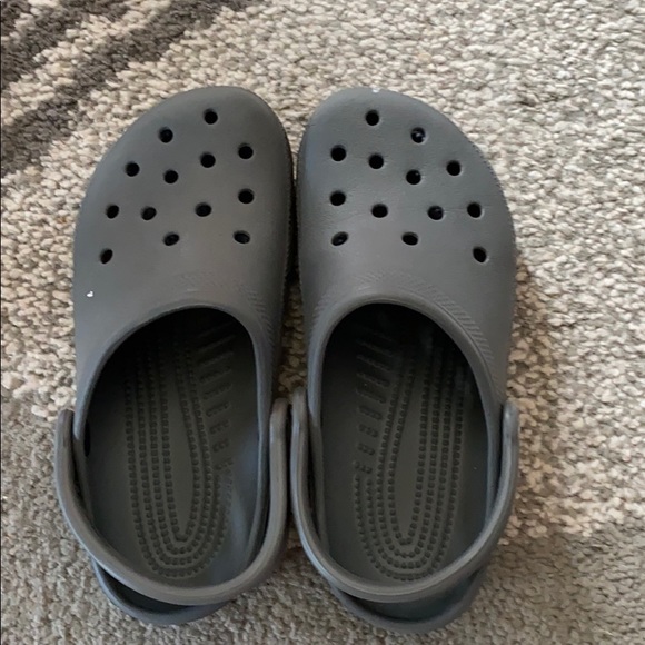 dark grey crocs